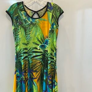 Great light weight dress for summer.  Jersey material!  Perfect for packing.